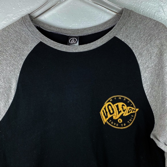 Volcom Baseball T Shirt Black Gray Sleeves - Picture 7 of 8